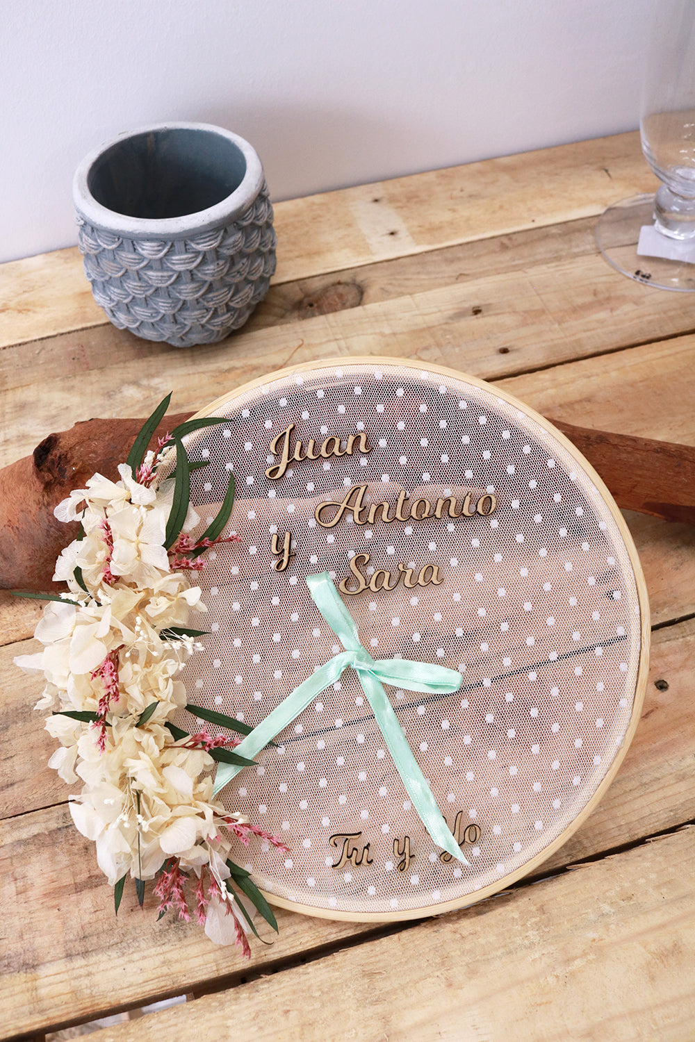 BASTIDOR PERSONALIZADO DE PLUMETI ALIANZAS - BLANCA